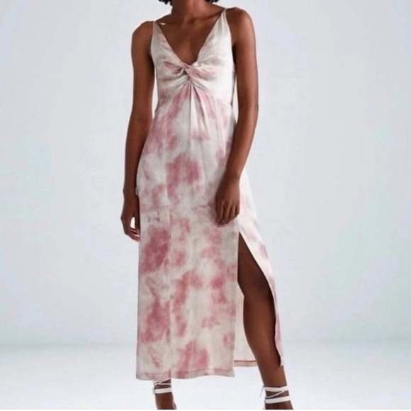Dresses & Skirts - Everyday Effortless  Tie-Dye Maxi Dress with side slit chic and minimal